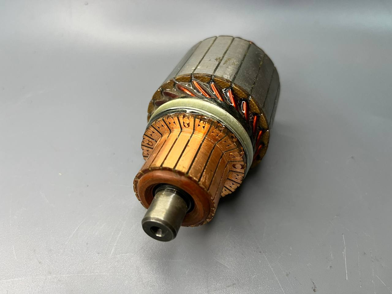 5242533340760893907 5242533340760893907