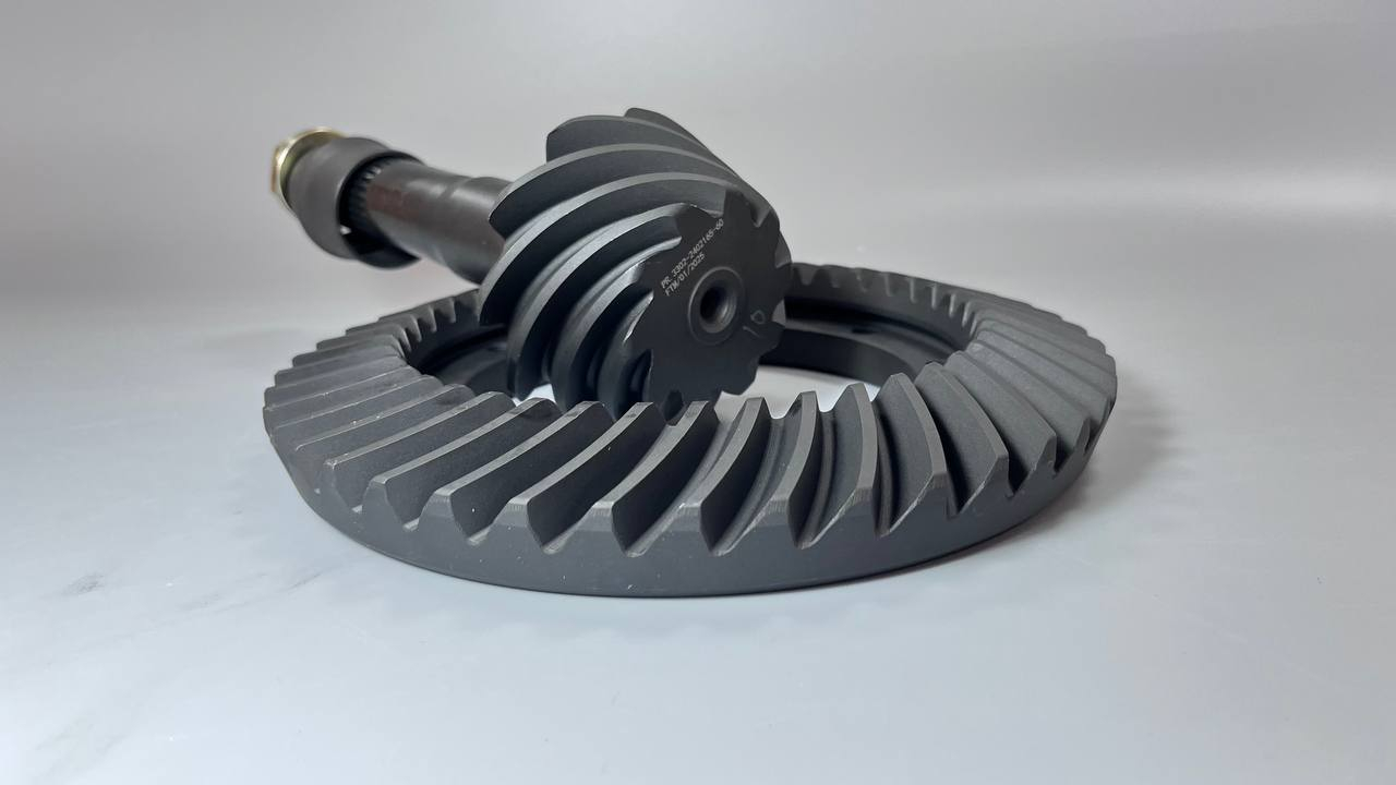 photo_5208703343662928933_y