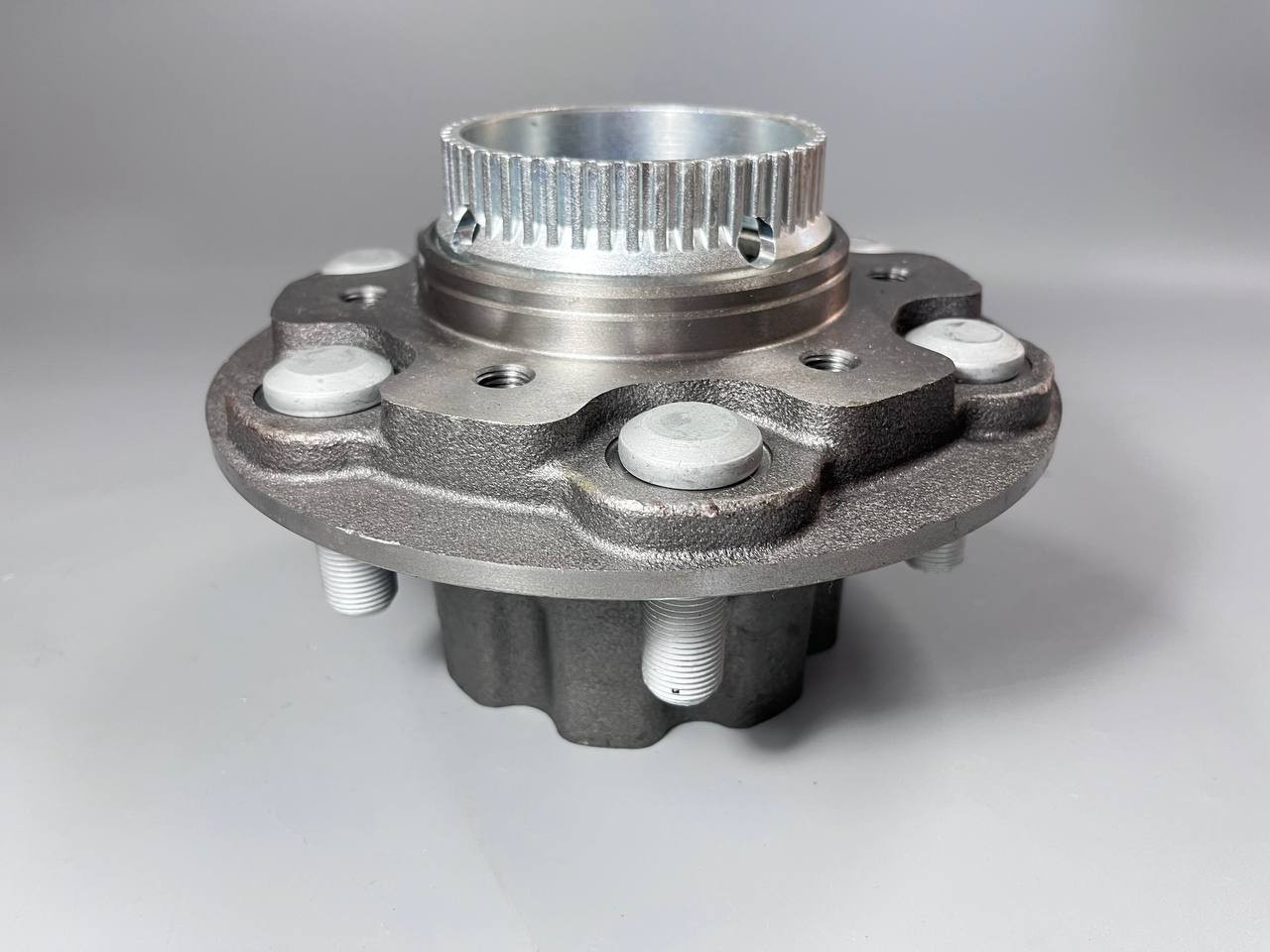 photo_5312275771336363561_y