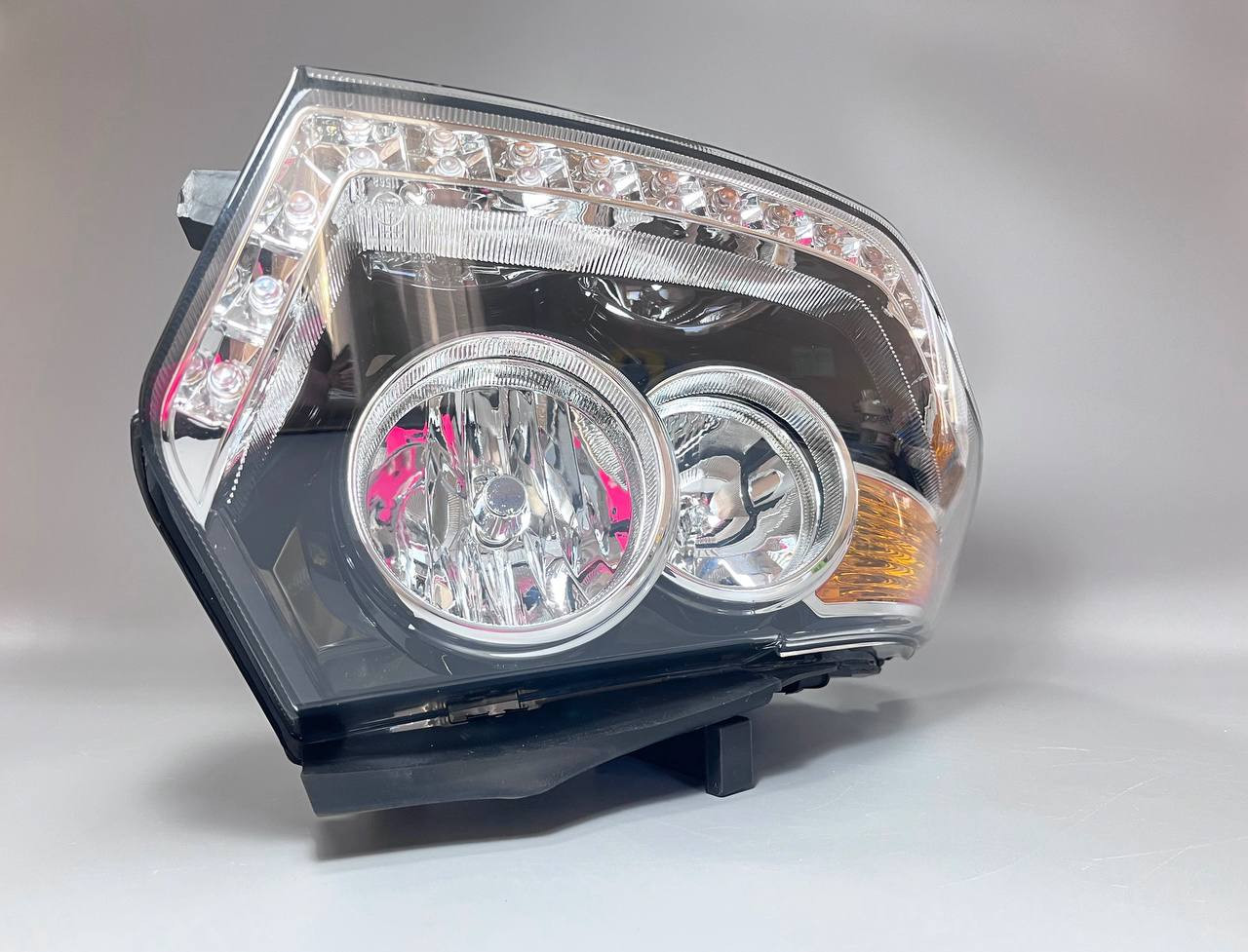 photo_5258029419559848913_y