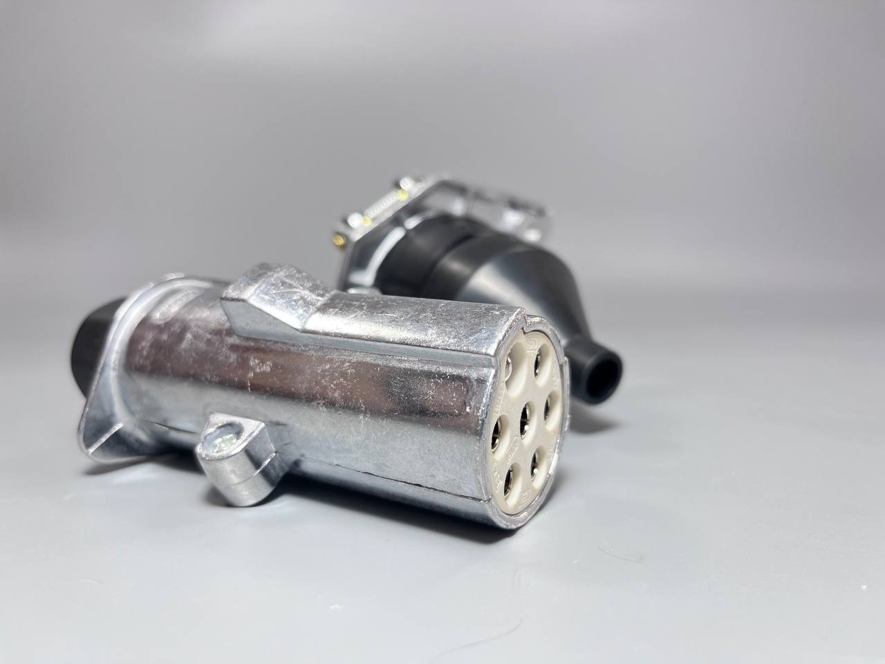 photo_5256217484526816796_y